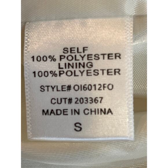 Fore Women Size Small Cream Color Quilted Snap Front Jacket with Bucket Pockets - Picture 7 of 9